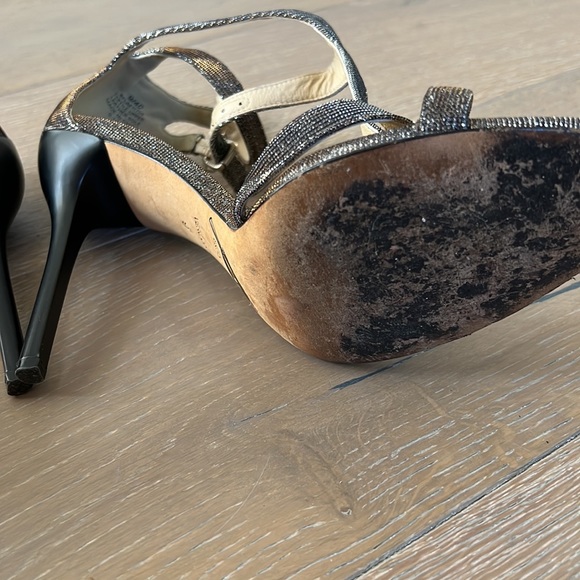 Brian Atwood silver/gold sandal - Picture 9 of 10